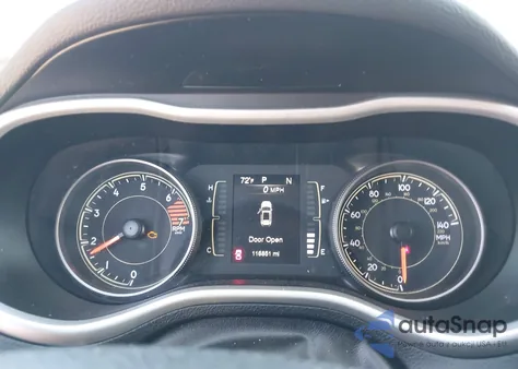 2018 Jeep Cherokee Latitude Plus Fwd from USA, damaged, VIN 1C4PJLLB8JD573958